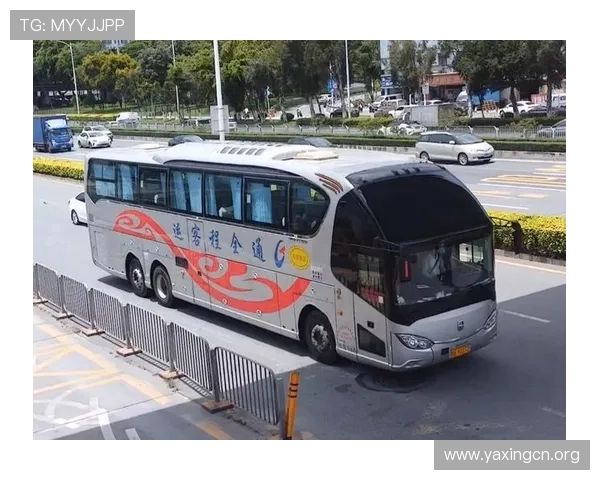 亚星YBL6148型大三轴客车的售后服务体系与客户支持保障